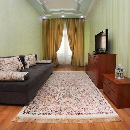Razmestim В Жк Дуэт Almaty Eksteriør billede