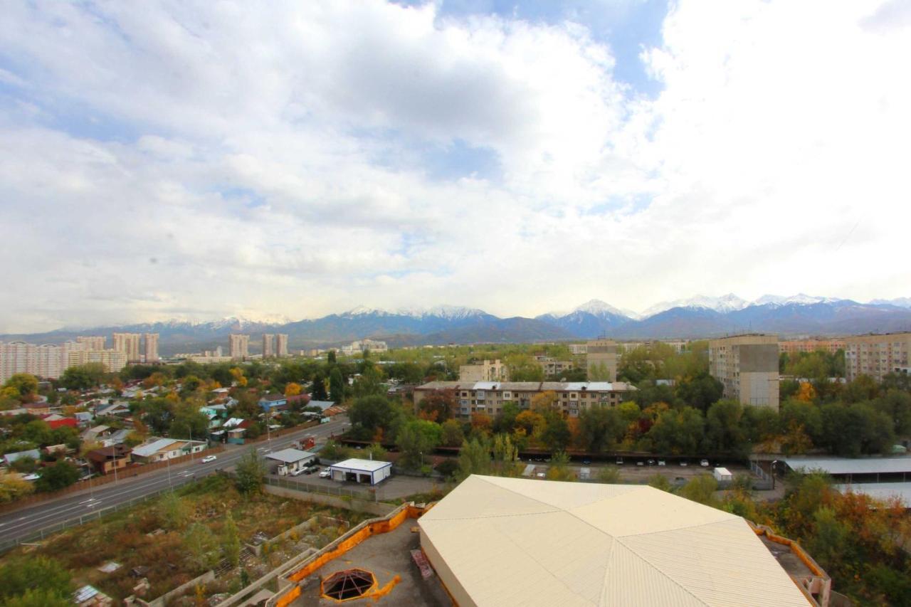 Razmestim В Жк Дуэт Almaty Eksteriør billede